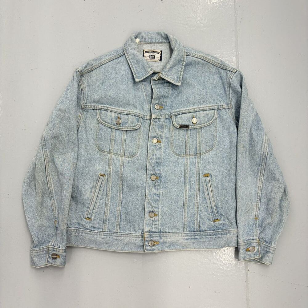 Vintage 90s Lee Light Wash Boxy Trucker Denim Jacket